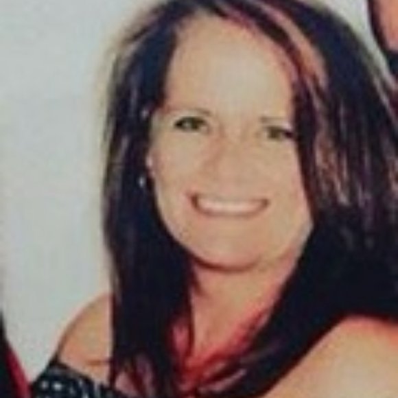 Meet your Posher, Mischelle - Picture 2 of 2